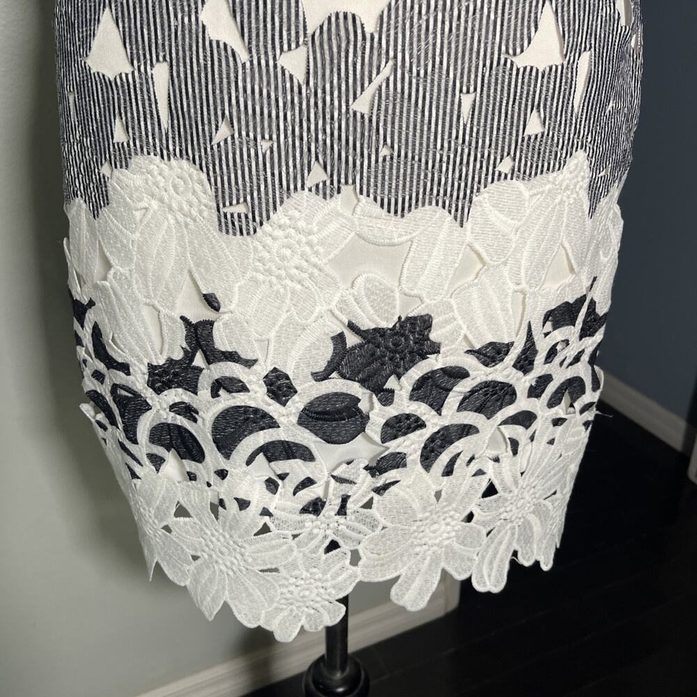 Romeo and Juliet Couture Dress Size Small Black and White Cut-Outs Lined - Picture 3 of 6